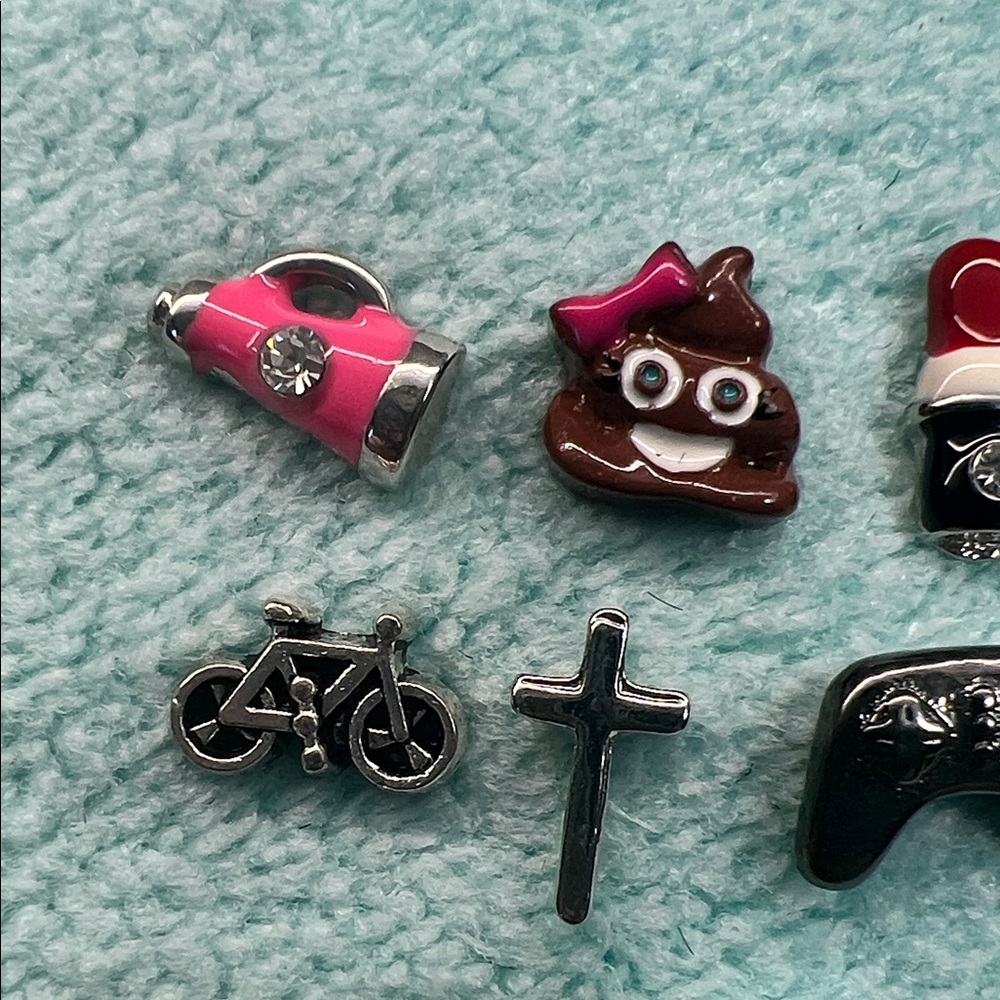 Floating Locket Charms - Picture 2 of 5